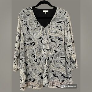 Gorgeous size 2X blouse